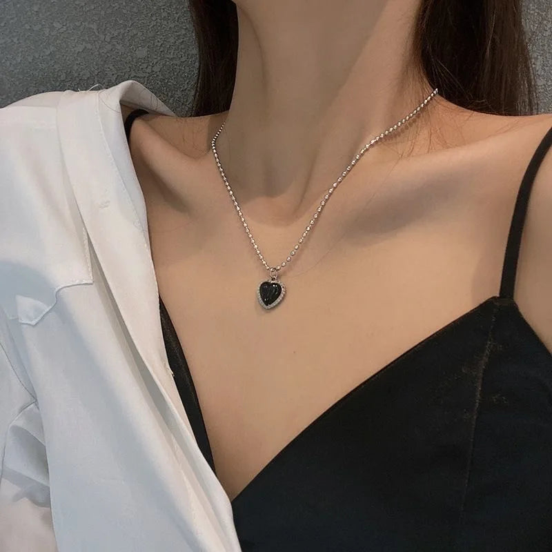 Sparkling Clavicle Chain Necklace