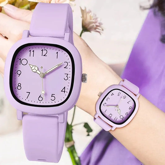 Simple Silicone Strap Wrist Watch